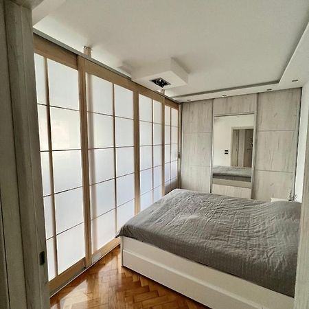 Comfortable Apartment In City Hub Belgrado Buitenkant foto